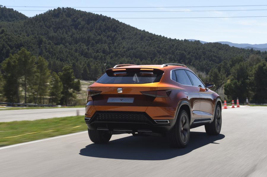  Seat 20V20 Concept 2015 года  (фото 8 из 30)